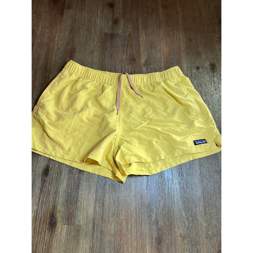 Patagonia Baggy Shorts Yellow Nylon Elastic Waist Drawstring Mens Large 5 Inseam